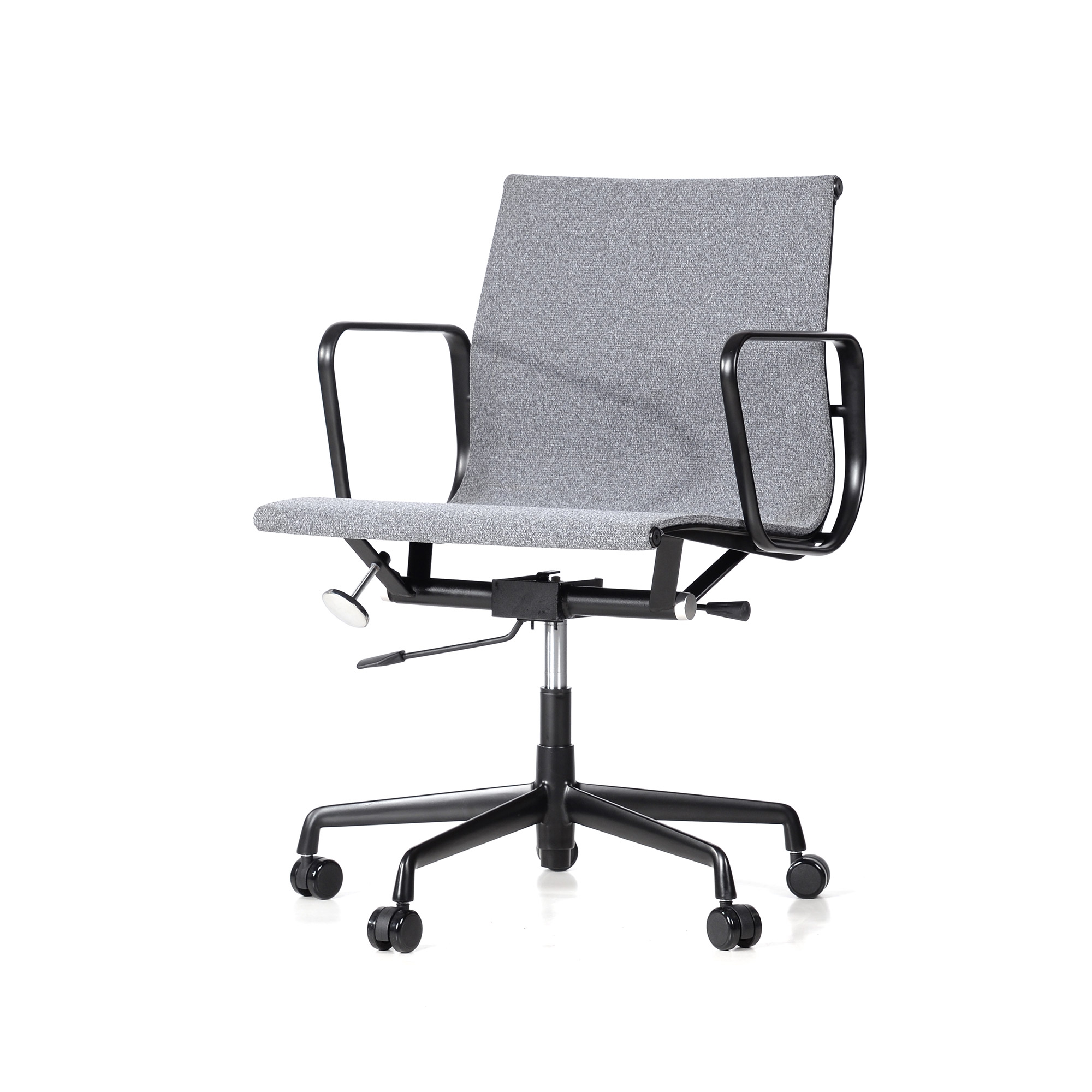 Charles Eames style, Bürostuhl EA117 Fabric Mesh black base hellgrau